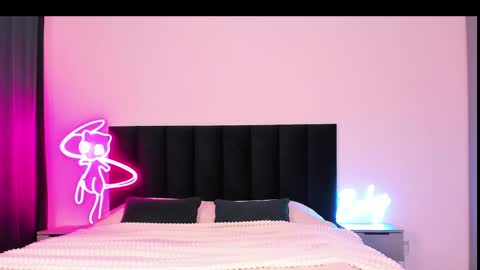 Emi online show from 02/10/25, 04:08