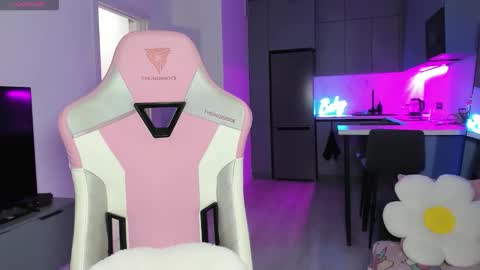 Emi online show from 01/06/26, 05:05