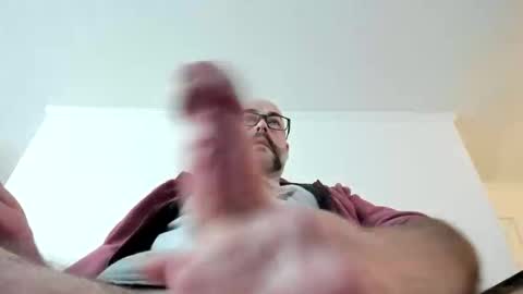 Snapshot of wowsah chatting on 11/09/25, 05:44 wowsah online show from 11/09/25, 05:44