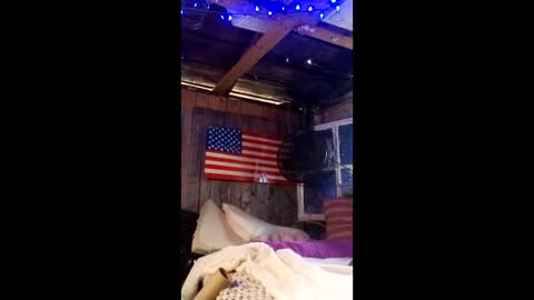 Snapshot of wowsers1230 chatting on 04/04/26, 04:48 wowsers1230 online show from 04/04/26, 04:48