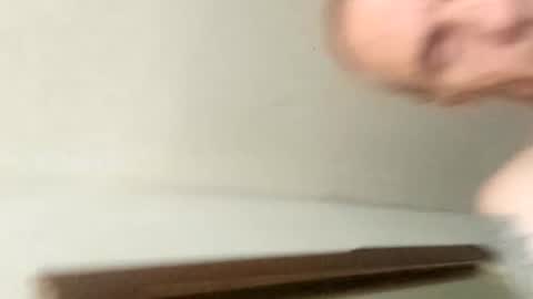 Snapshot of wowsers1230 chatting on 04/10/26, 09:41 wowsers1230 online show from 04/10/26, 09:41