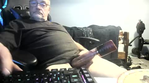 wowsers2022 online show from 11/27/25, 06:48