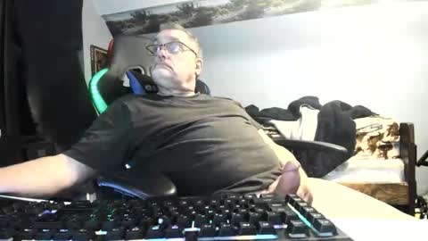 Snapshot of wowsers2022 chatting on 04/02/26, 02:20 wowsers2022 online show from 04/02/26, 02:20