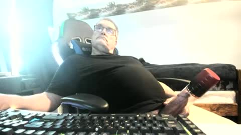 Snapshot of wowsers2022 chatting on 04/04/26, 03:53 wowsers2022 online show from 04/04/26, 03:53