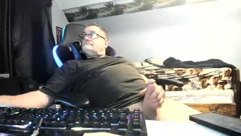 Snapshot of wowsers2022 chatting on 04/06/26, 06:03 wowsers2022 online show from 04/06/26, 06:03