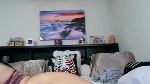 Crystal Lake online show from 09/18/25, 04:36