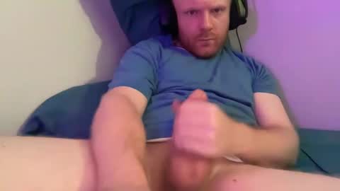 Snapshot of wtfiamhorny chatting on 09/20/25, 12:33 iTsDaddieBaby online show from 09/20/25, 12:33