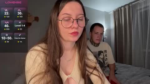 Eric and Christine 3 online show from 10/04/25, 03:21