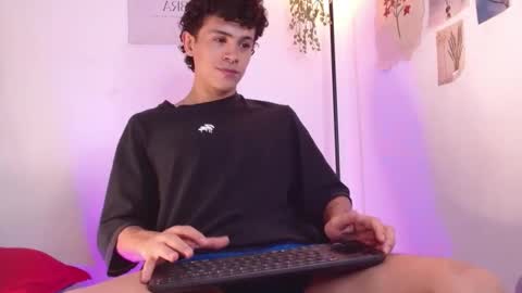 wyatt online show from 12/19/24, 10:32