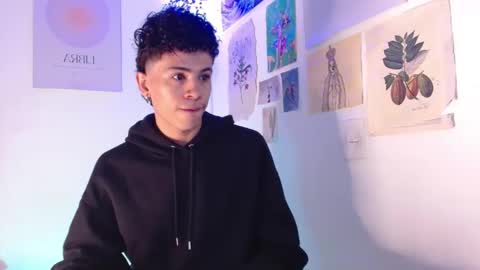 wyatt online show from 12/23/24, 10:12