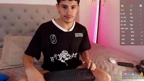 wyatt online show from 11/11/25, 07:14