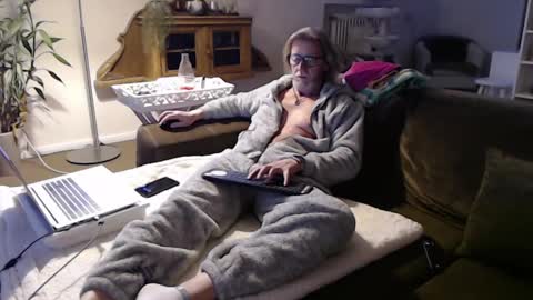 WyattEarp64 online show from 01/02/25, 07:44