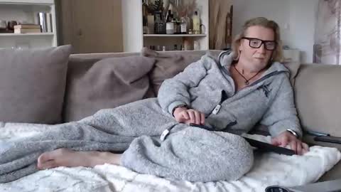 Snapshot of wyattearp64 chatting on 11/07/25, 08:58 WyattEarp64 online show from 11/07/25, 08:58