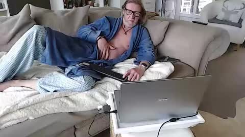 Snapshot of wyattearp64 chatting on 04/09/26, 08:09 WyattEarp64 online show from 04/09/26, 08:09