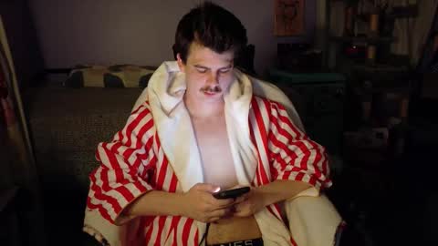 Wyatt online show from 11/04/25, 02:43