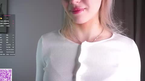 Lily online show from 02/26/26, 09:03