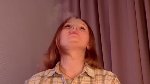 Snapshot of wynellcheatwood chatting on 12/02/25, 09:25 my name is Lily online show from 12/02/25, 09:25