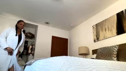 Snapshot of wynterheat chatting on 12/06/24, 09:02 Wynter Heat online show from 12/06/24, 09:02