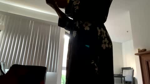 Snapshot of wynterheat chatting on 12/15/24, 10:47 Wynter Heat online show from 12/15/24, 10:47