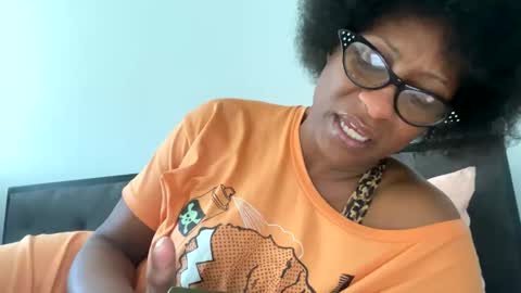 Snapshot of wynterheat chatting on 01/18/25, 07:37 Wynter Heat online show from 01/18/25, 07:37