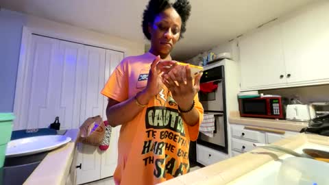 Snapshot of wynterheat chatting on 02/01/25, 09:00 Wynter Heat online show from 02/01/25, 09:00