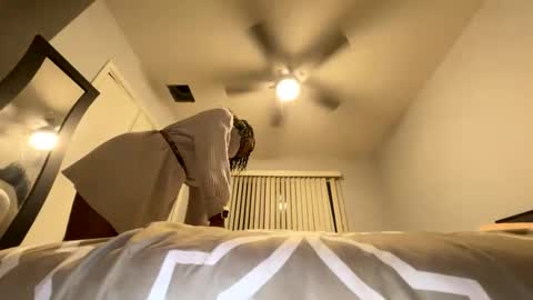 Snapshot of wynterheat chatting on 02/20/25, 12:47 Wynter Heat online show from 02/20/25, 12:47