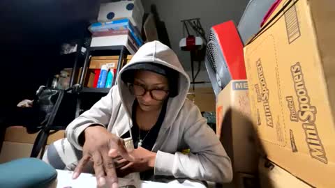 Snapshot of wynterheat chatting on 10/30/25, 08:49 Wynter Heat online show from 10/30/25, 08:49