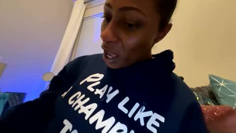 Snapshot of wynterheat chatting on 11/04/25, 11:31 Wynter Heat online show from 11/04/25, 11:31