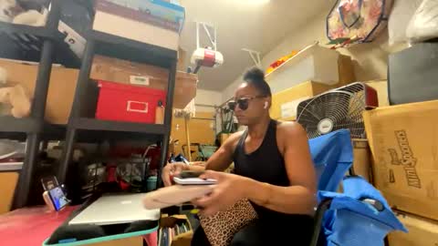 Snapshot of wynterheat chatting on 11/16/25, 09:53 Wynter Heat online show from 11/16/25, 09:53