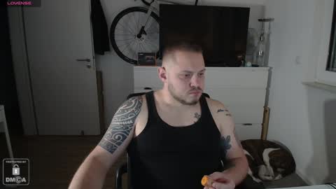 Snapshot of x19marco93x chatting on 01/03/25, 02:51 x19marco93x online show from 01/03/25, 02:51