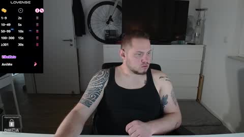 Snapshot of x19marco93x chatting on 02/16/25, 01:38 x19marco93x online show from 02/16/25, 01:38