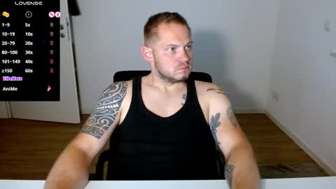 Snapshot of x19marco93x chatting on 09/29/25, 06:57 x19marco93x online show from 09/29/25, 06:57