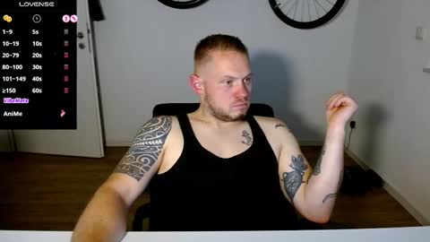 Snapshot of x19marco93x chatting on 10/09/25, 07:45 x19marco93x online show from 10/09/25, 07:45