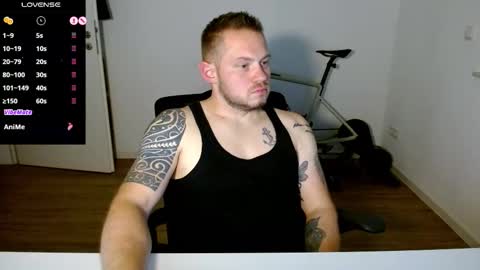 Snapshot of x19marco93x chatting on 11/12/25, 08:52 x19marco93x online show from 11/12/25, 08:52