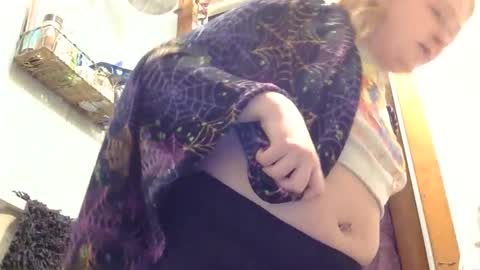 x2kayx2 online show from 12/01/25, 11:48