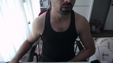 Snapshot of x_____0_____x chatting on 09/15/25, 10:59 Mr. Lonely online show from 09/15/25, 10:59