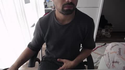 Snapshot of x_____0_____x chatting on 09/30/25, 12:10 Mr. Lonely online show from 09/30/25, 12:10