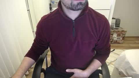 Snapshot of x_____0_____x chatting on 10/10/25, 10:09 Mr. Lonely online show from 10/10/25, 10:09