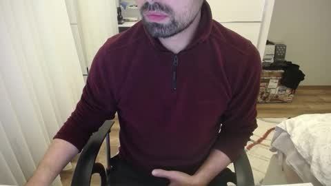 Snapshot of x_____0_____x chatting on 10/19/25, 09:26 Mr. Lonely online show from 10/19/25, 09:26