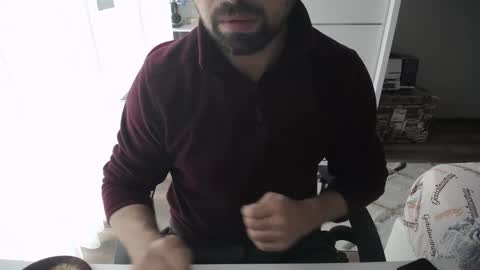 Snapshot of x_____0_____x chatting on 11/07/25, 10:26 Mr. Lonely online show from 11/07/25, 10:26