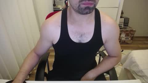 Snapshot of x_____0_____x chatting on 11/23/25, 09:36 Mr. Lonely online show from 11/23/25, 09:36