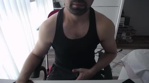 Snapshot of x_____0_____x chatting on 11/26/25, 11:00 Mr. Lonely online show from 11/26/25, 11:00