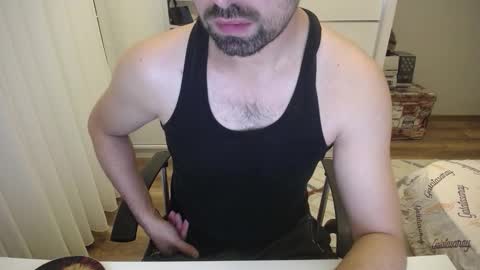 Snapshot of x_____0_____x chatting on 11/29/25, 10:13 Mr. Lonely online show from 11/29/25, 10:13