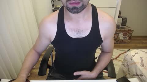 Snapshot of x_____0_____x chatting on 11/30/25, 08:57 Mr. Lonely online show from 11/30/25, 08:57