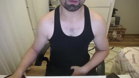 Snapshot of x_____0_____x chatting on 12/15/25, 11:09 Mr. Lonely online show from 12/15/25, 11:09