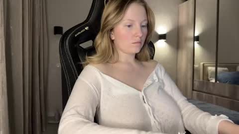 eva online show from 03/10/25, 04:46