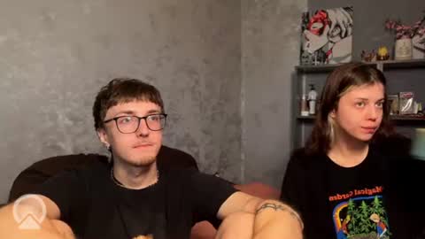 Snapshot of x_files_t chatting on 07/19/26, 09:35 Philipp and Este online show from 07/19/26, 09:35
