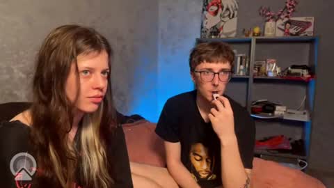 Snapshot of x_files_t chatting on 07/30/26, 10:31 Philipp and Este online show from 07/30/26, 10:31