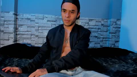 Snapshot of x_harold_x chatting on 04/07/26, 11:21 Harold online show from 04/07/26, 11:21