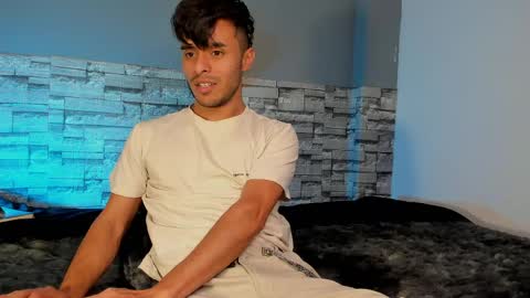 Snapshot of x_harold_x chatting on 04/16/26, 09:39 Harold online show from 04/16/26, 09:39